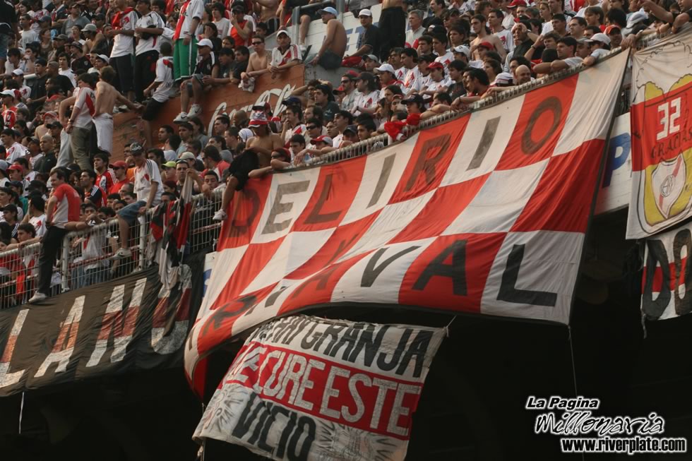 River Plate vs Velez Sarsfield (AP 2007) 33